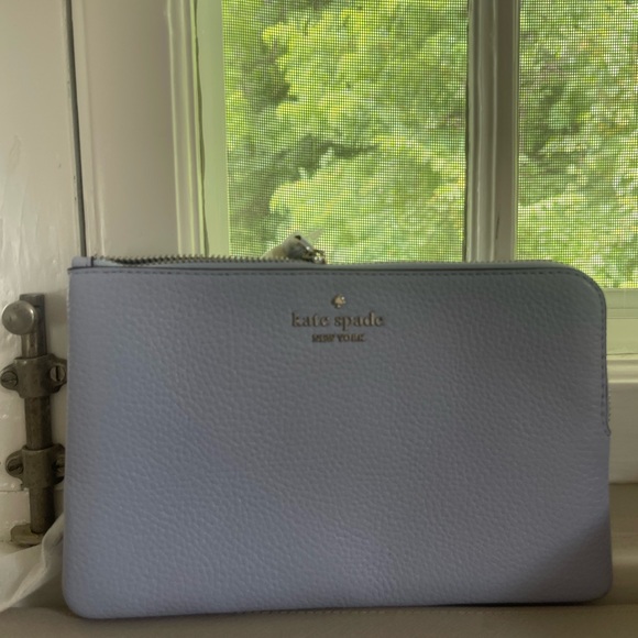 NWT Kate Spade Leila Wristlet and Pouch in Light Blue/ Serenity - Picture 6 of 10